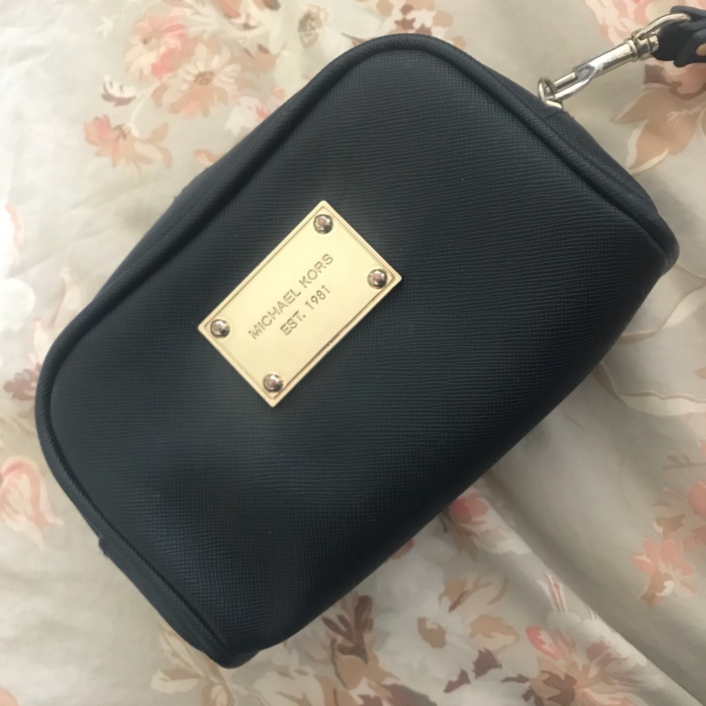 Michael Kors zipper clutch bag with handle